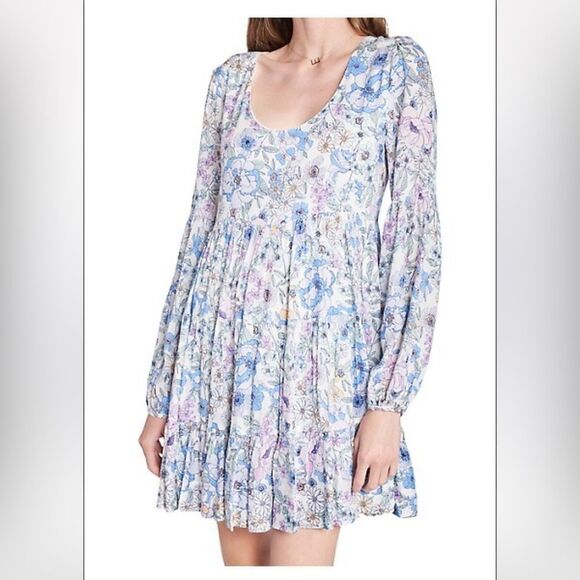 En Saison babydoll 

Floral Long-Sleeve Tiered Mini Dress - Picture 1 of 14